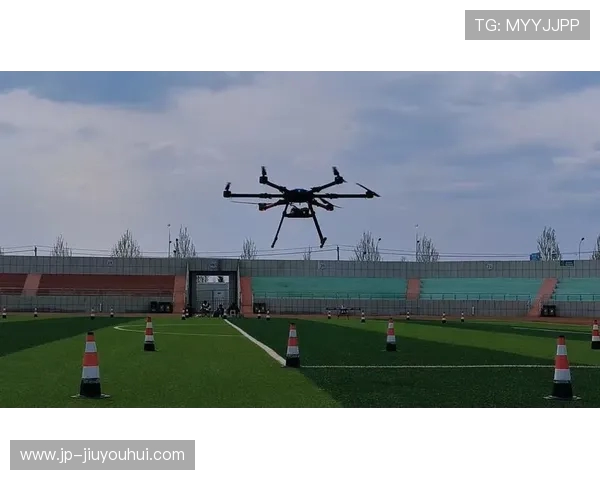 围绕崔老师无人机足球探索校园科技体育深度融合创新发展新路径